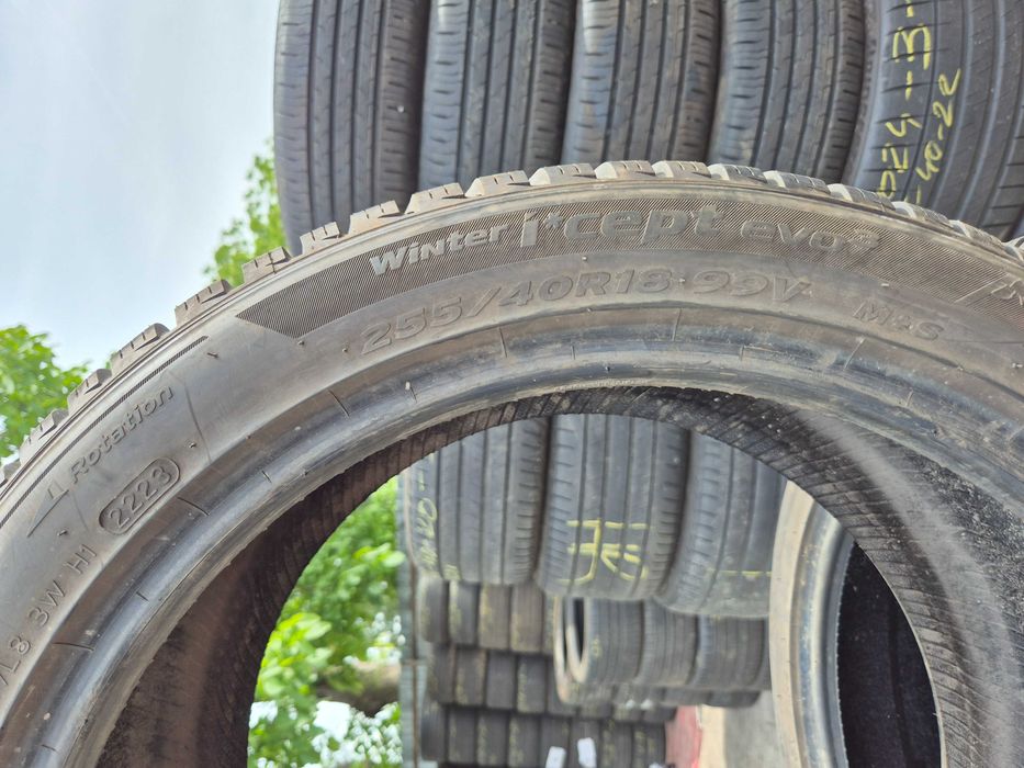 2 Anvelope M+S IARNA - 255/40/18 99V - Hankook Winter I*CEPT EVO 3 - CA NOU - DOT 2023 !