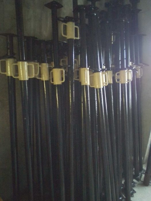 Хюнебеци и скеле под наем