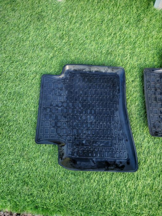 Коврики на автомашину Киа Рио