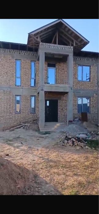 Үй сатылады жаңадан соғылған