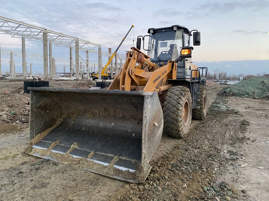 Услуги погрузчика, камаза