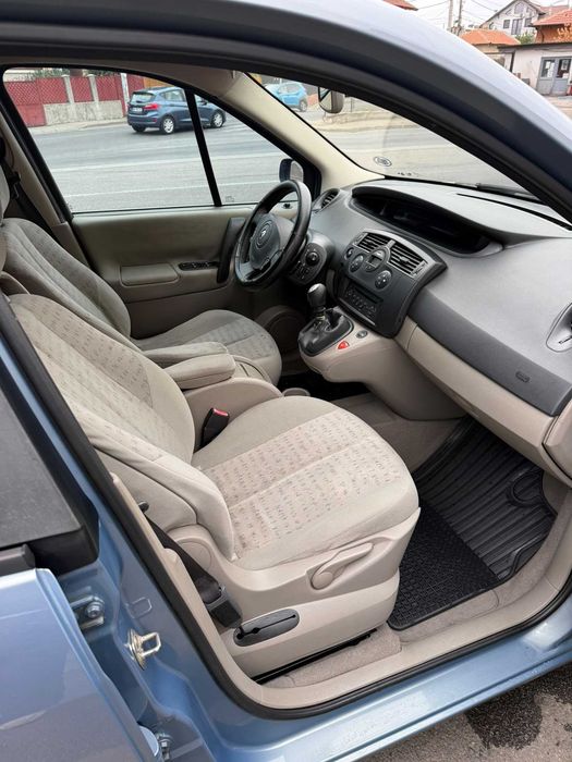 Renault Megane Scenic 1.9 dCi 110 CP – Keyless – Climă – Anvelope noi – ITP recent