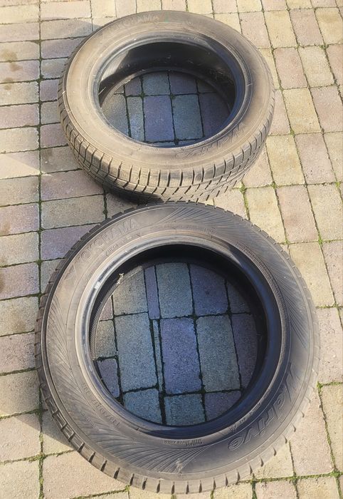 Anvelope iarnă 225/60/17 99H Hankook și Yokohama SUV