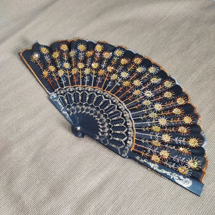 Веер  Веер женский