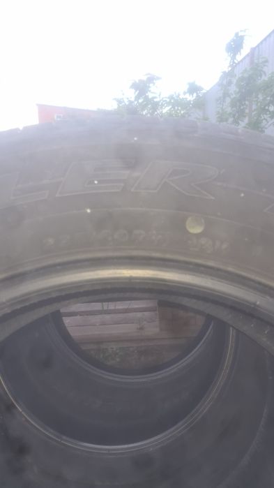Шины летние б/у 225/60/17 BRIDGESTONE