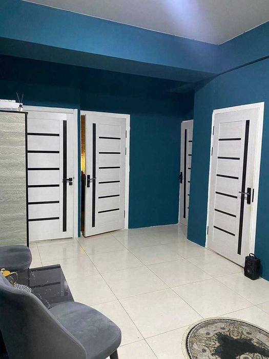 Аренда трехкомнатное помещение + холл