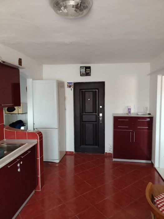 Apartament cu 2 camere de inchiriat