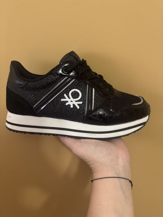 Дамски маратонки Benetton