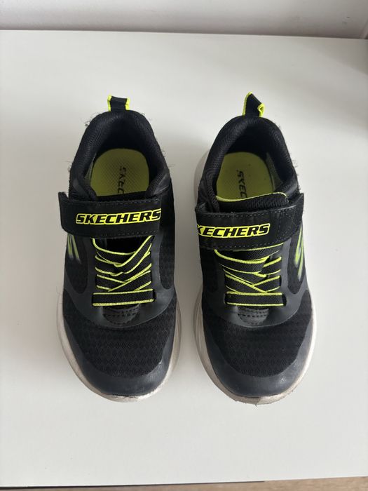Adidasi Skechers si Adidas  marimea 28 si o pereche de cizme de ploaie 28