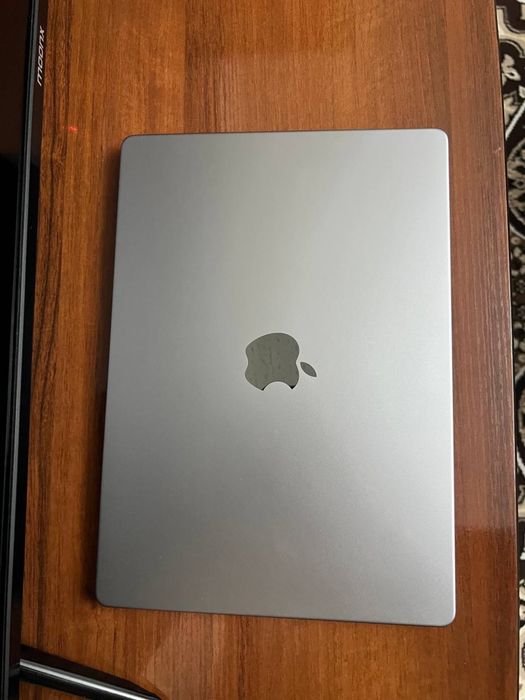 MacbookPro 2021 года 512 гб
