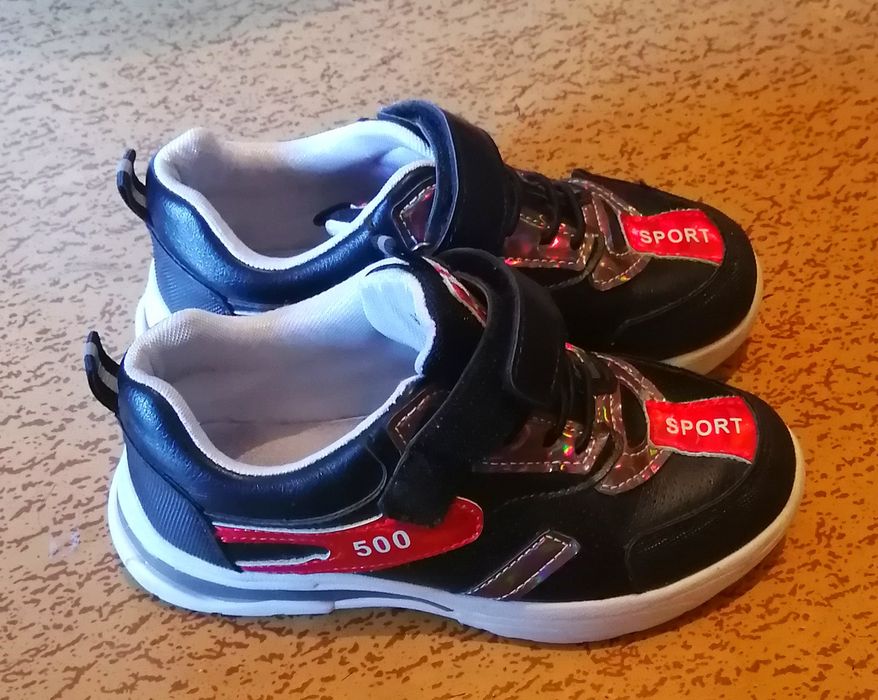 Кроссовки, размер 31