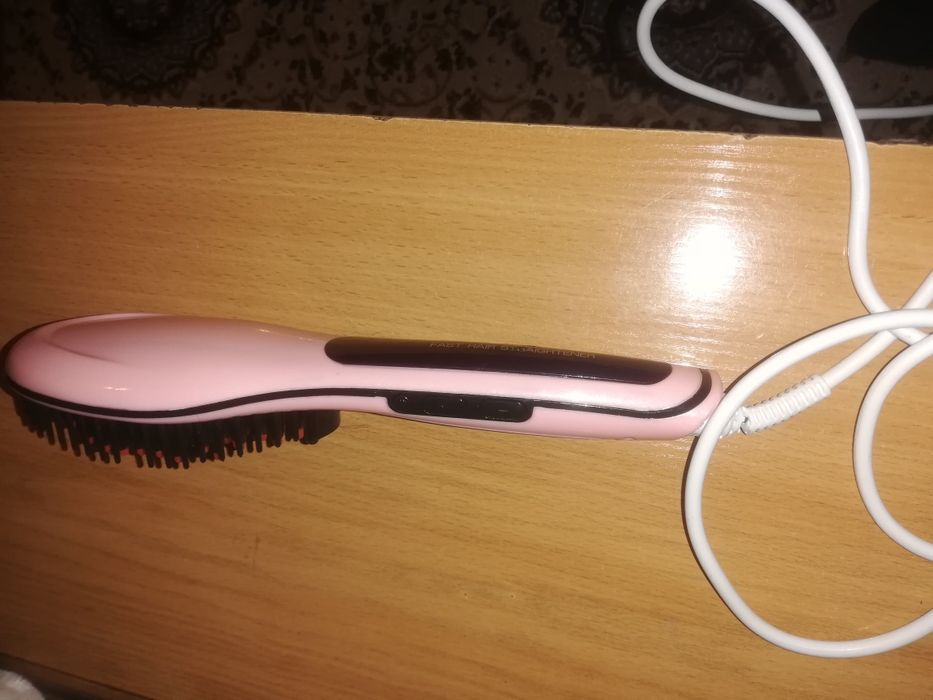 Расчёска выпрямитель