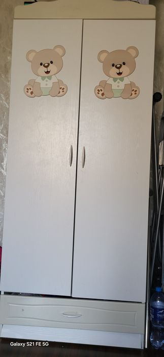 Balalar shkafi chippalino