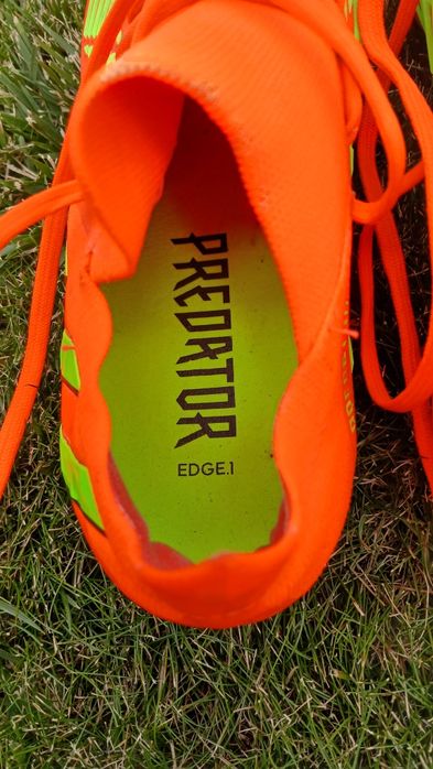 Ghete fotbal predator adidas elite