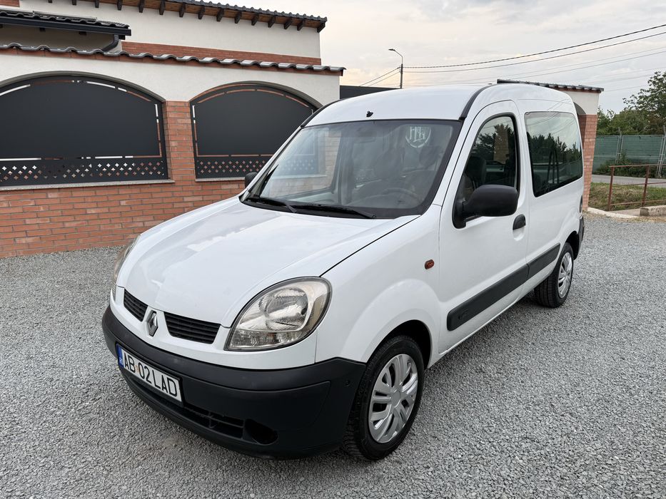 RENAULT Kangoo