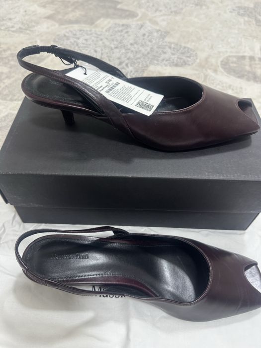 Продам новые туфли Massimo Dutti
