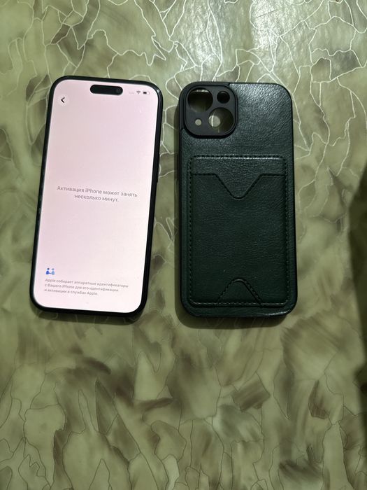 iPhone 15, коробка зарядка имеется