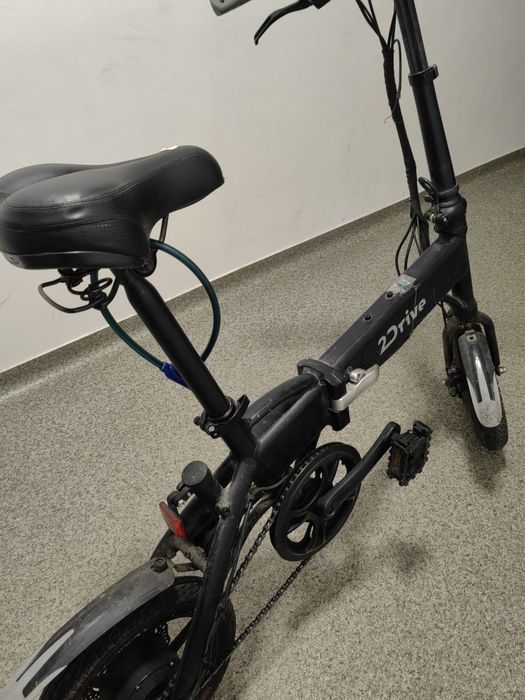 Bicicleta electrică mică