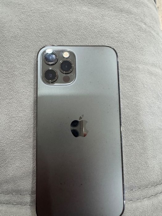 Iphone 12 pro с коробкой