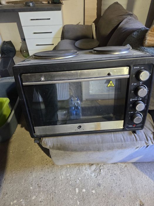 Vând mini-aragaz electric Myria,