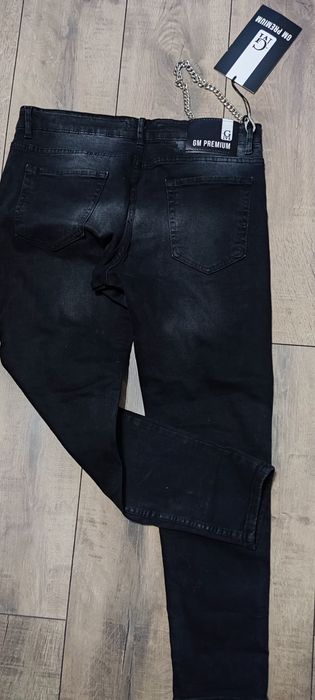 Нови Мъжки Дънки