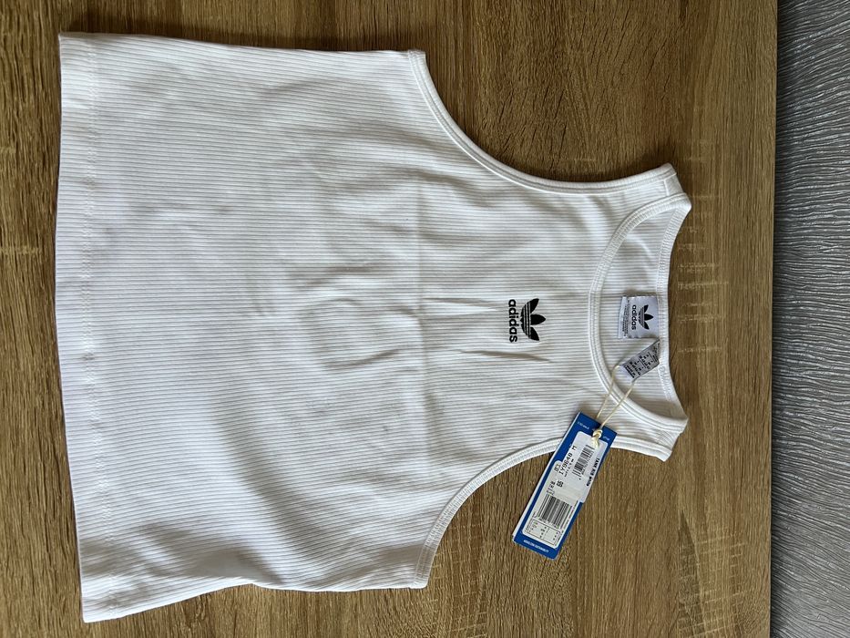 Top dama adidas M