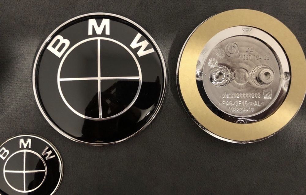 Set Embleme capota black negru Seria 1 3 5 7 BMW X1 E46 E90 E60 F10