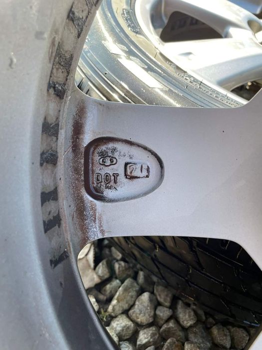 Джанти с гуми за Тойота Рав 4 2011г 17ки