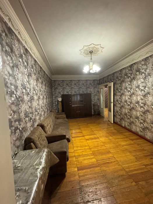 Продается 2-х комнатная квартира в Яккасарайском районе, м-в Кушбеги.