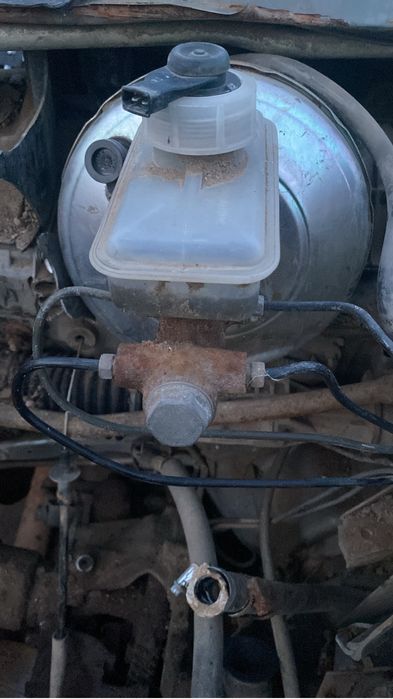 Продам запчати 2110