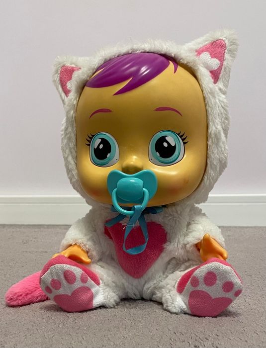 Papusa Cry Babies pisicuță