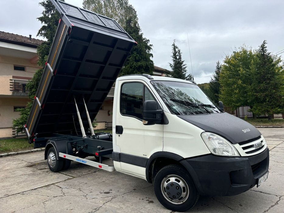 Iveco daily basculabil pe cutie 35c15 50c18 70c15 Mercedes sprinter