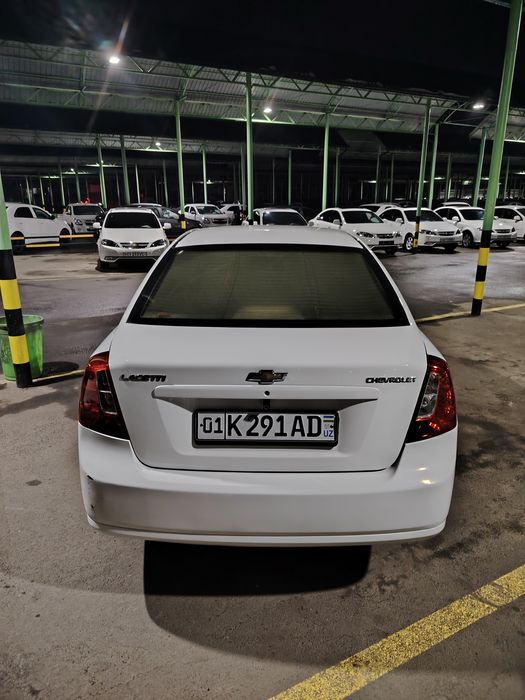 Продаётся машина Gentra автомат