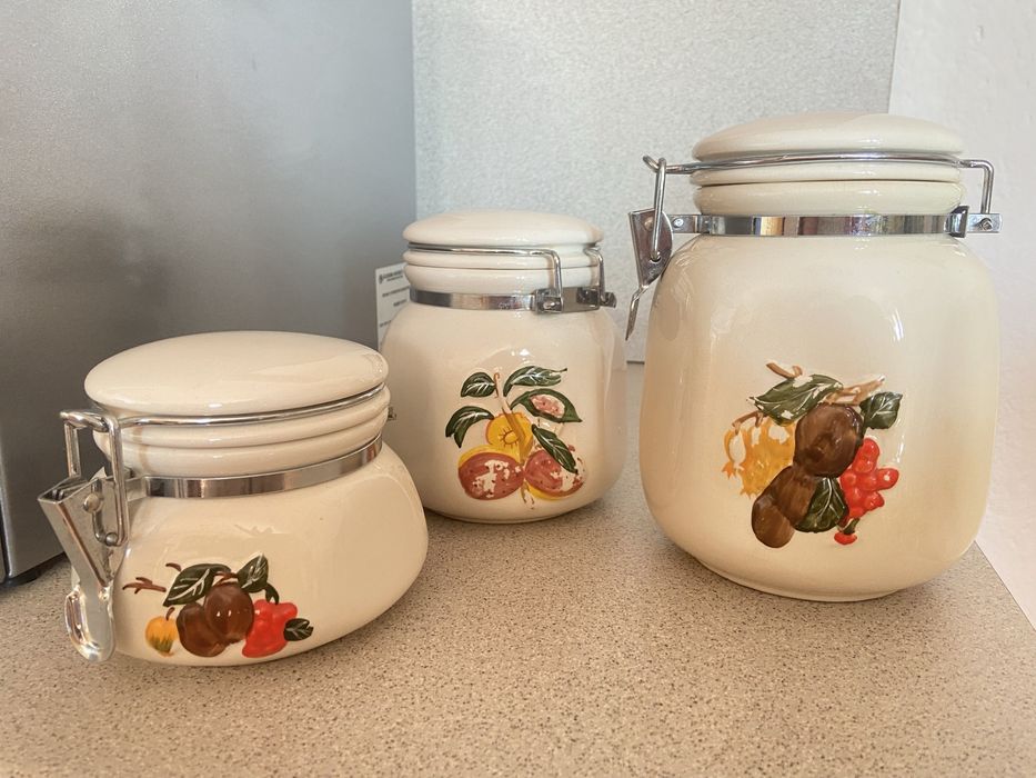 Комплект 3 бр буркани за съхранение, подправки с метална закопчалка