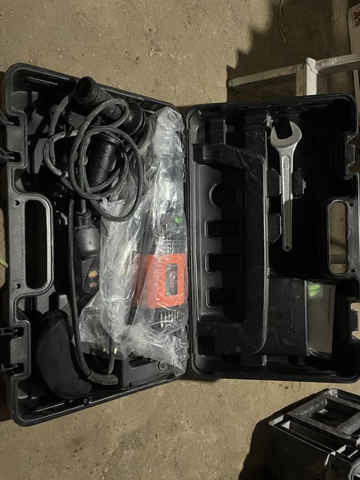 Дрель алмазного бурения