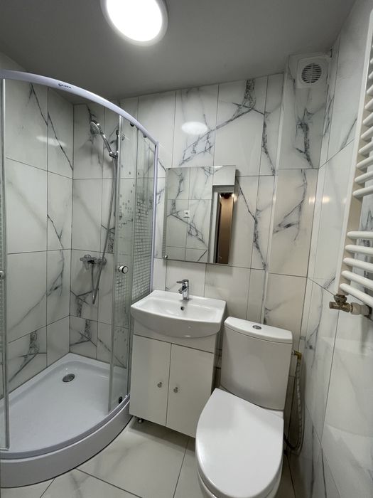 Vand apartament!