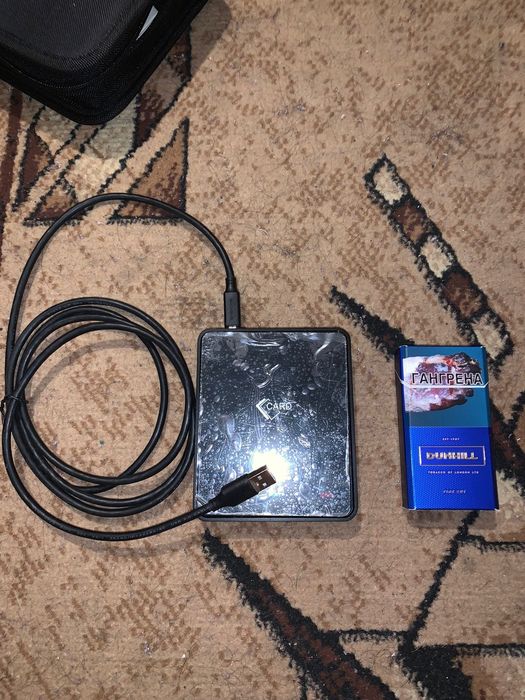 Считыватель бесконтакных карт