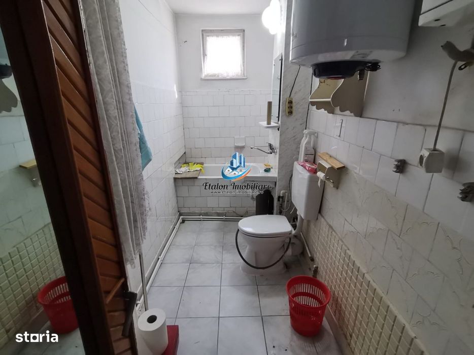 Apartament 3 camere, parter, Zona Carrefour Precista