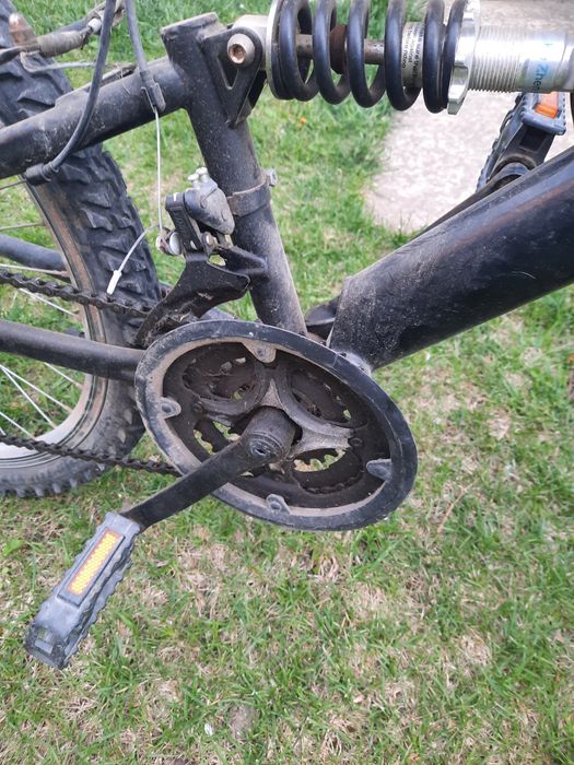 Bicicleta de talie medie ptr copii între 10 și 16 ani sau ptr persoane de talie mai mica !