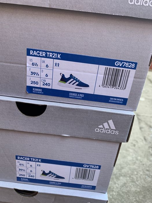 Adidas Cloudfoam номера 38 и 2/3