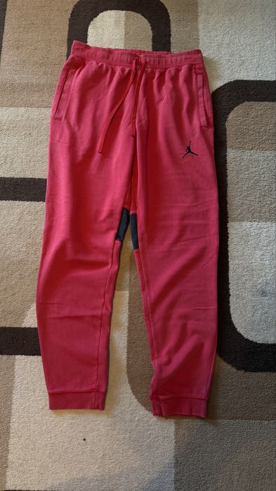 pantaloni de trening