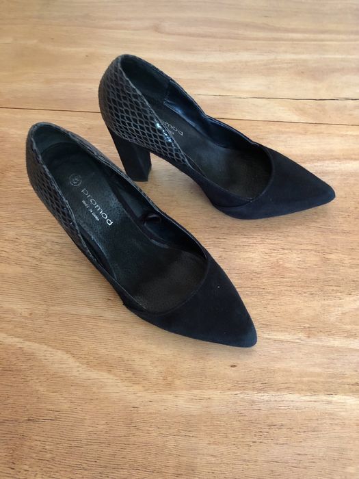 италиански Велурени дамски обувки номер 37