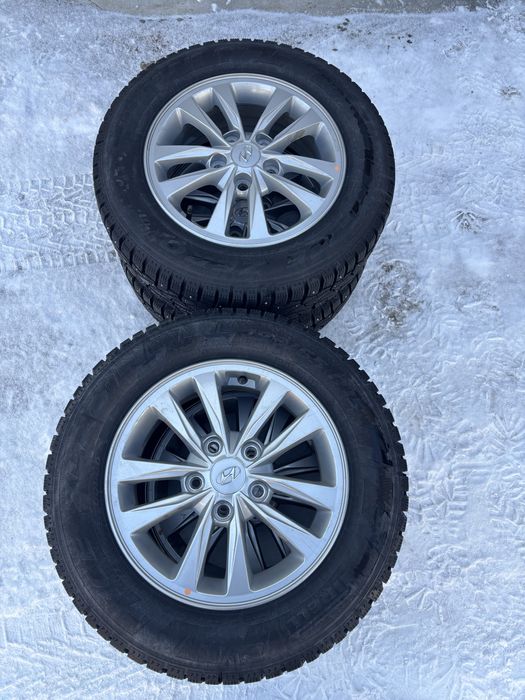 Продам комплект диски с резиной