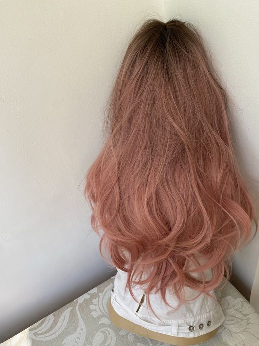 Дълга перука омбре