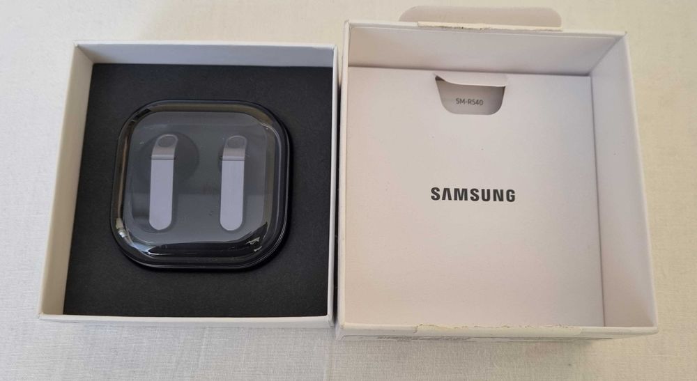 Слушалки Samsung Galaxy Buds 4