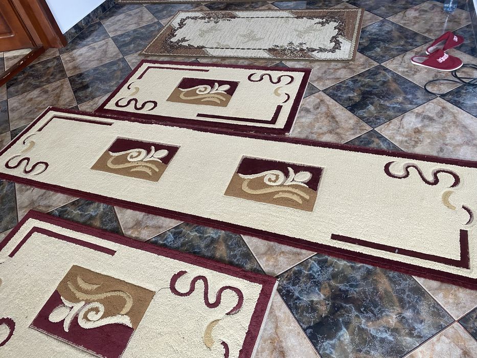 Covoare in stare buna