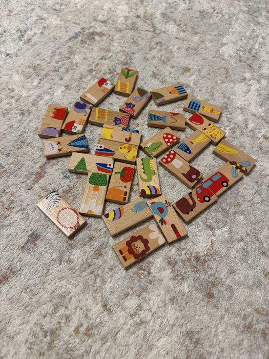 Домино из дерева