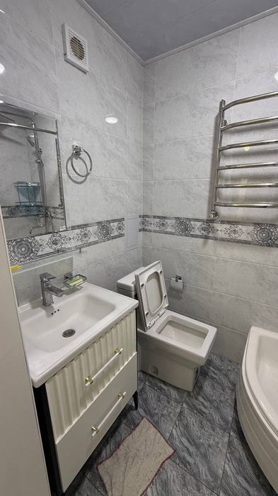 Срочно сдаётся в Аренду 2-х комнатная 2/2/4 Максим Горький метро БИЙ