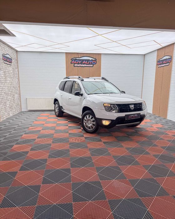 Dacia DUSTER 1,5 DCI  4X4 An 2017 / 10 . 73 000 km . RAR+ITP . Garantie 12 luni .Rate fixe