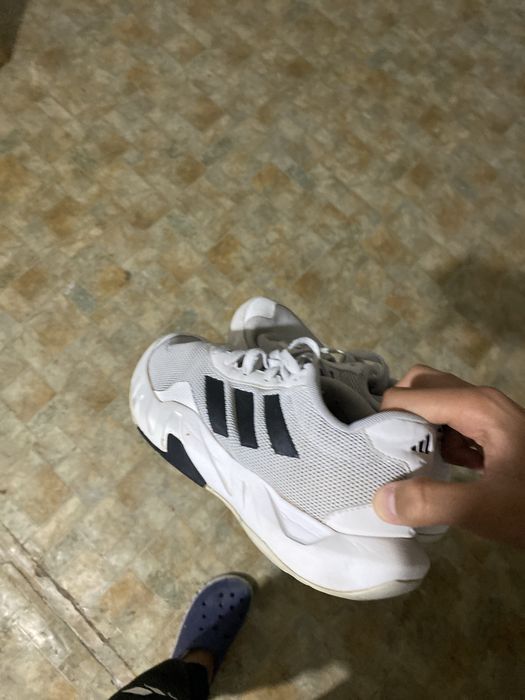 Adidas женский 38 размер